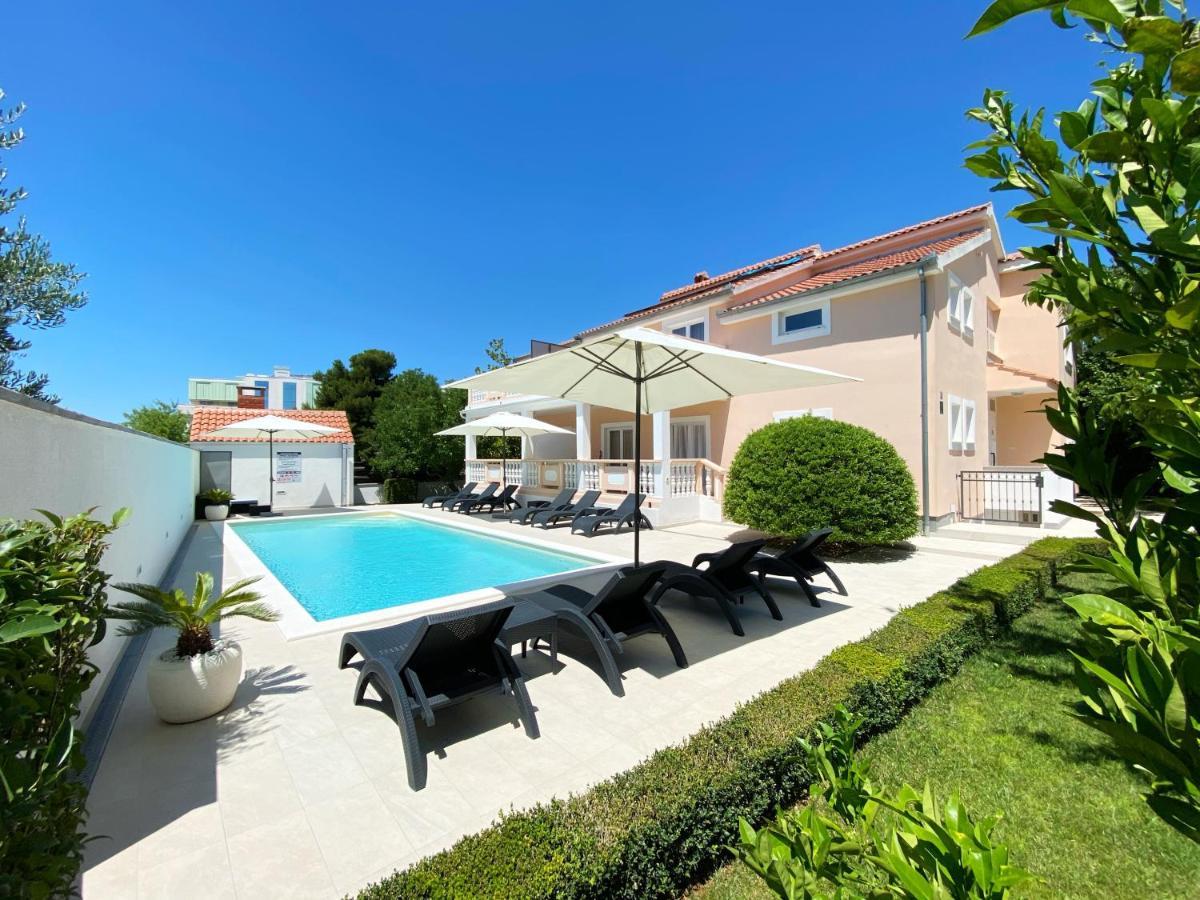 Apartments Saric Biograd Na Moru Exterior photo