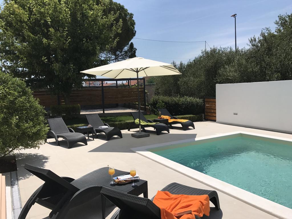 Apartments Saric Biograd Na Moru Exterior photo
